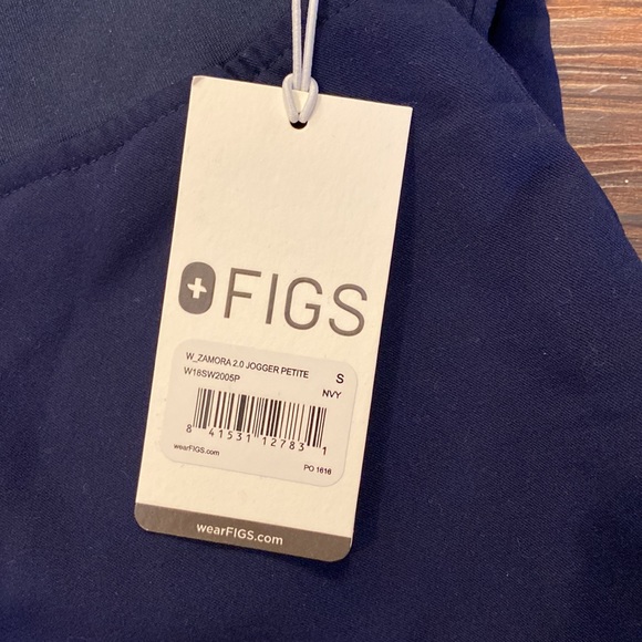 Figs Zamora Jogger Scrub Pants in Navy - Picture 2 of 2